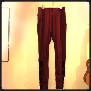 Pop fit leggings with pockets